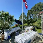 Pa Stranden, Stor Hage Og Egen Brygge Сasa de vacaciones Bogen (Akershus)