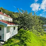 Pa Stranden, Stor Hage Og Egen Brygge Casa vacanze