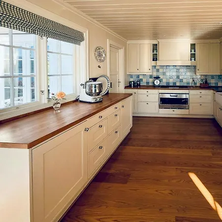 Pa Stranden, Stor Hage Og Egen Brygge * Bogen (Akershus)