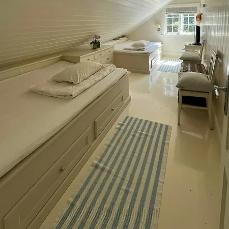 Casa vacanze Pa Stranden, Stor Hage Og Egen Brygge *