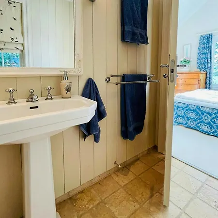 Pa Stranden, Stor Hage Og Egen Brygge * Bogen (Akershus)