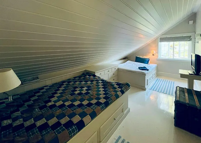 Casa vacanze Pa Stranden, Stor Hage Og Egen Brygge *